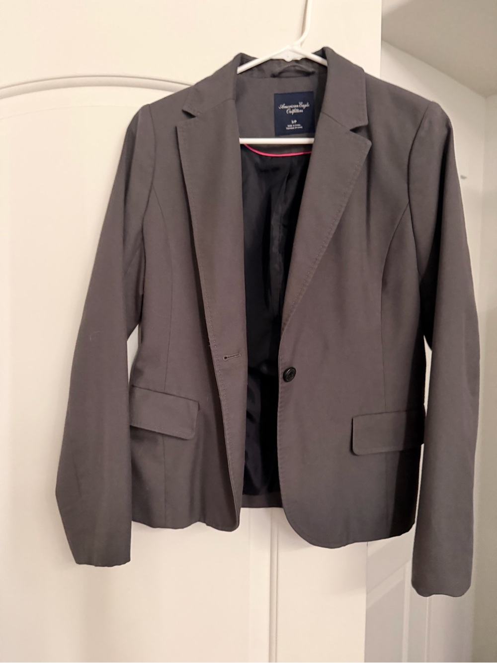 American Eagle Outfitters Women's Gray Single-Button Blazer with Pink Trim